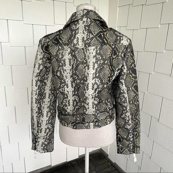 Aqua Women's Black/Gray/Cream Snakeskin Faux Leather Motorcycle Jacket Sz L - Picture 5 of 7